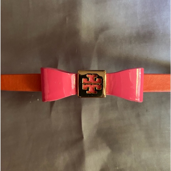 Tory Burch Bow Leather Bracelet, Neon Pink-Orange - Picture 2 of 8